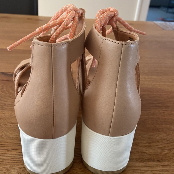 Sorel Cameron Flatform Lace Wedge Sandal Size 7 Beige - Picture 14 of 15